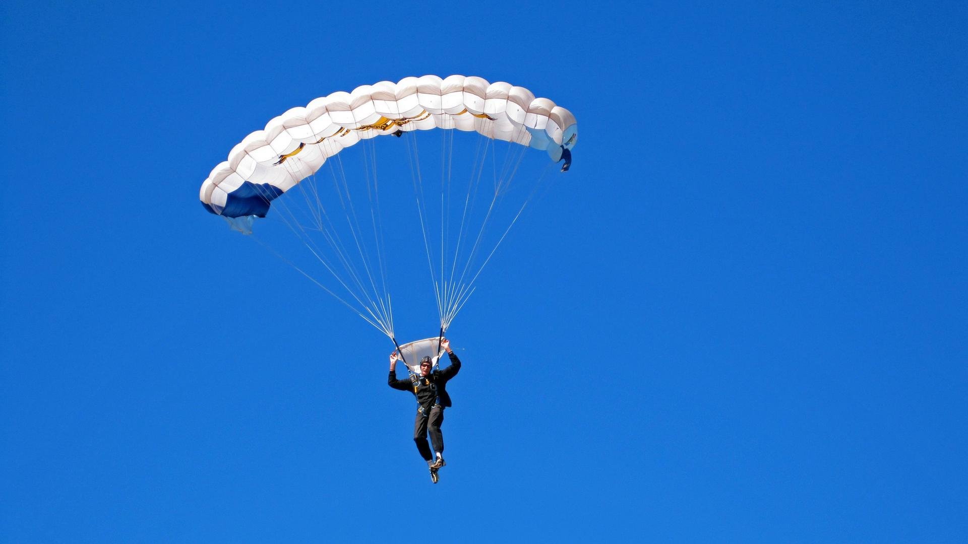 车队混战：谁能在下一站突围？，车队混战_谁能在下一站突围中